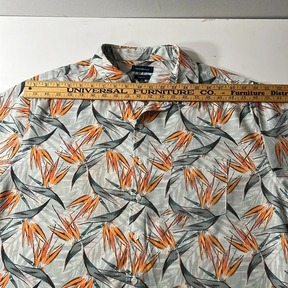 Croft & Barrow Easy Care Men’s size XL Button Down Collared Hawaiian Shirt. - Picture 8 of 10